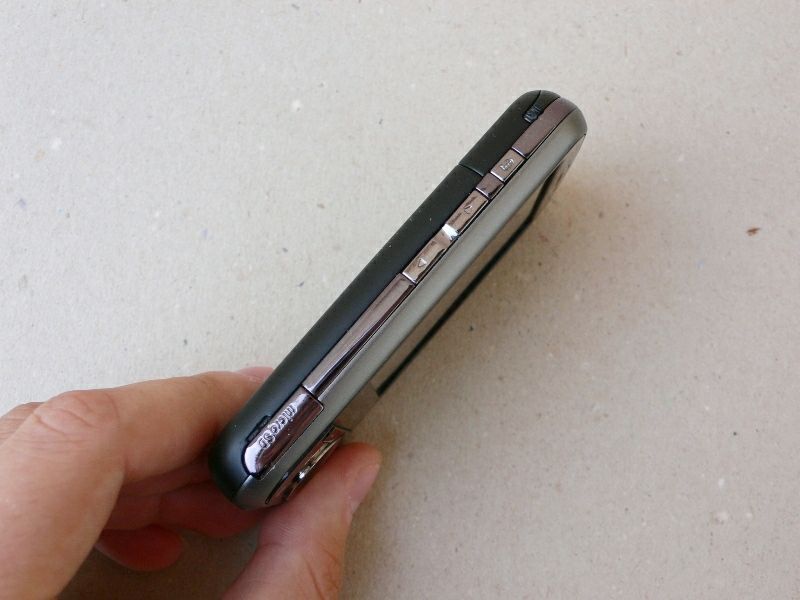 Asus P320: první dojmy z testovaného kouzelníka