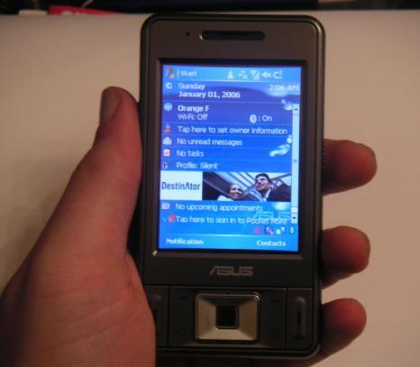 Asus P535: První komunikátor od ASUSu s GPS