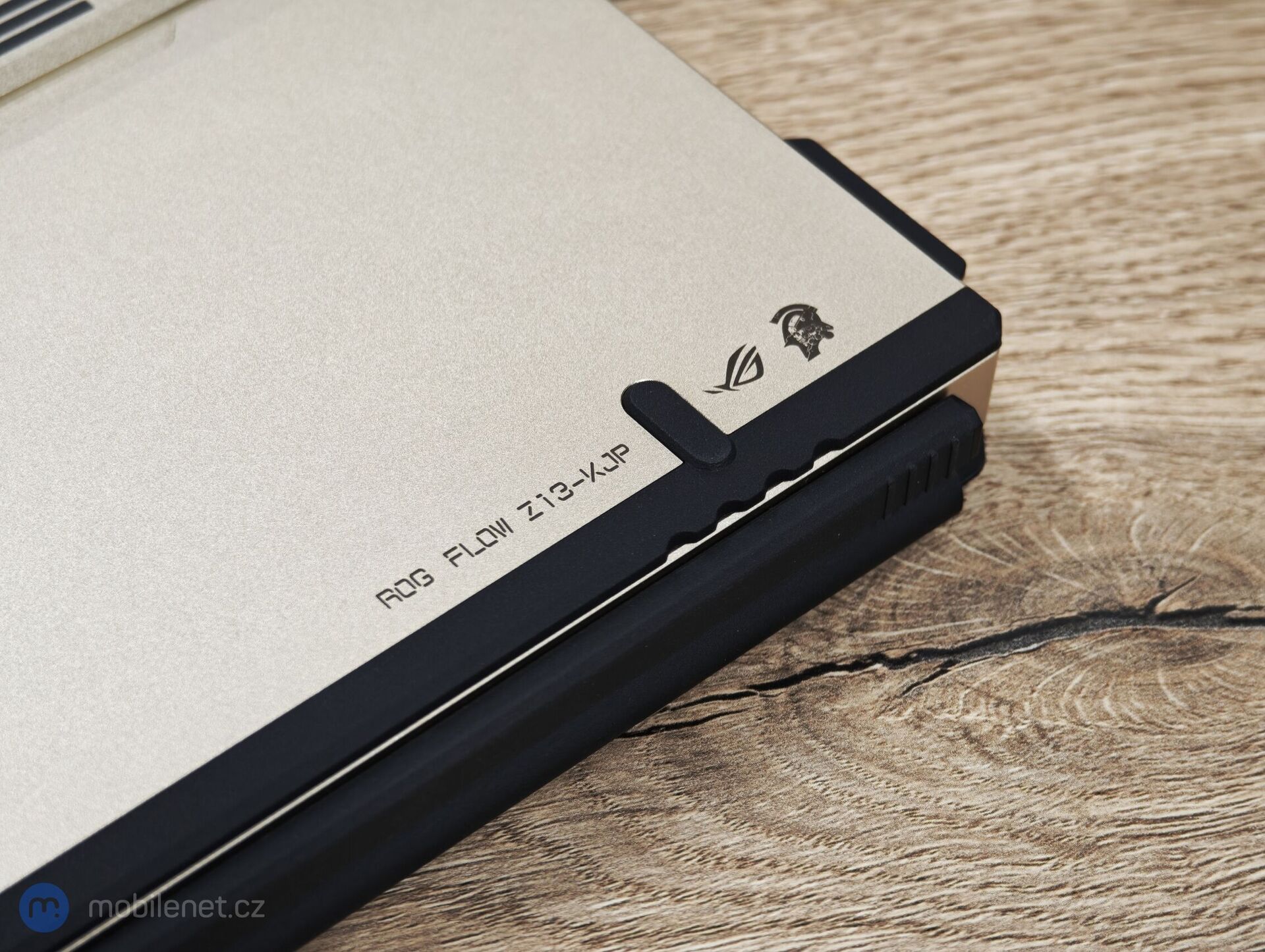 ASUS ROG FLOW Z13 Kojima Productions