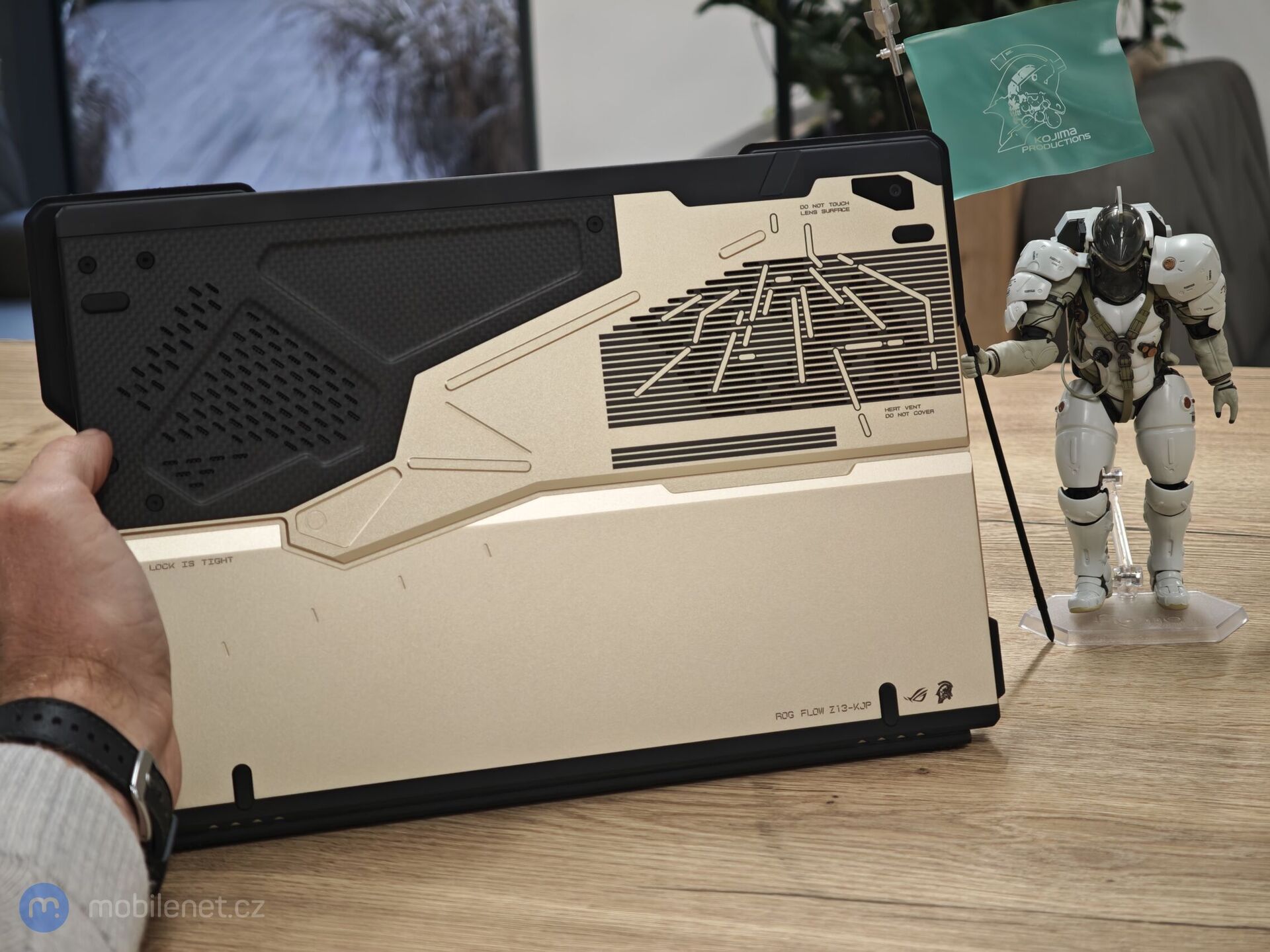 ASUS ROG FLOW Z13 Kojima Productions