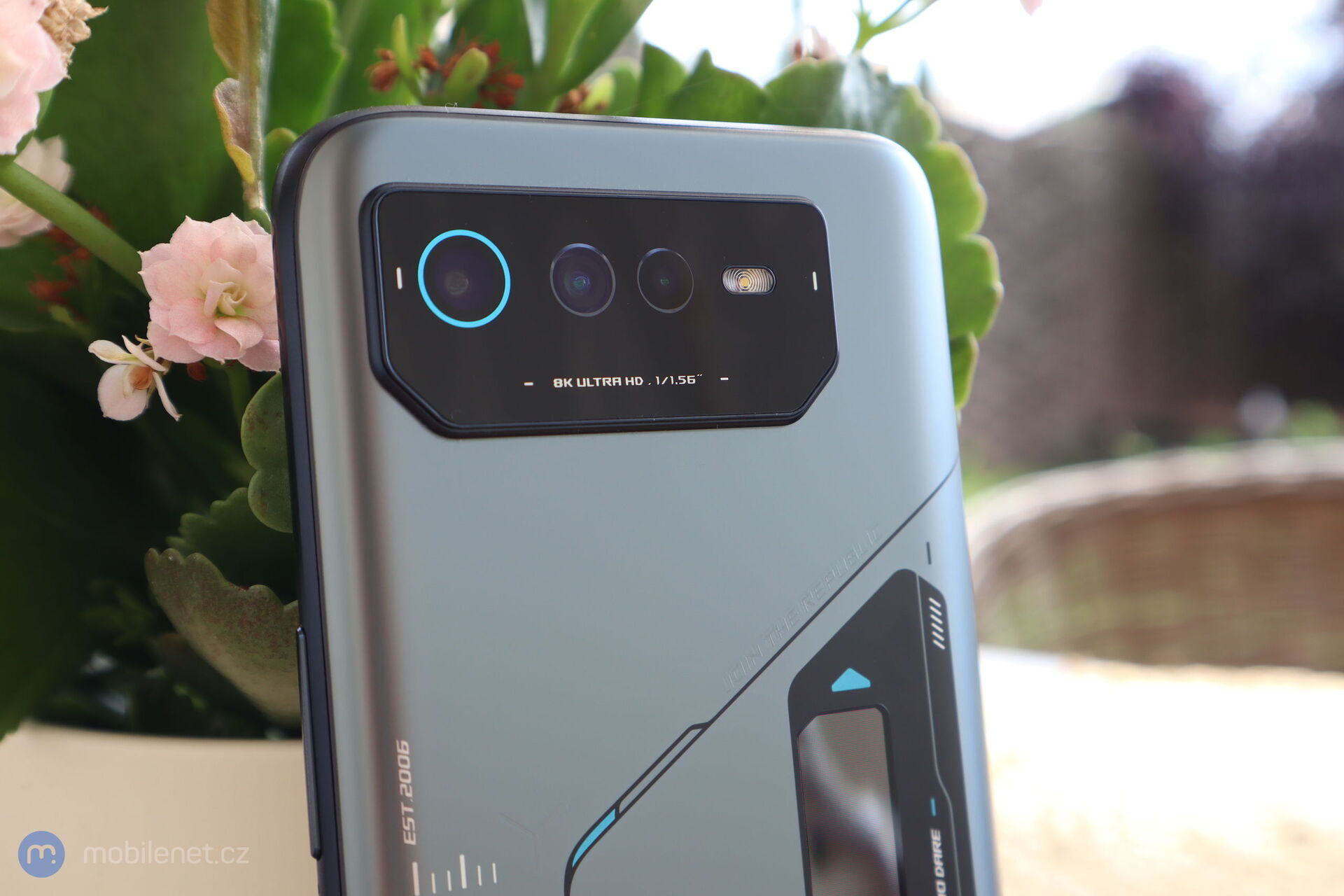 ASUS ROG Phone 6D Ultimate