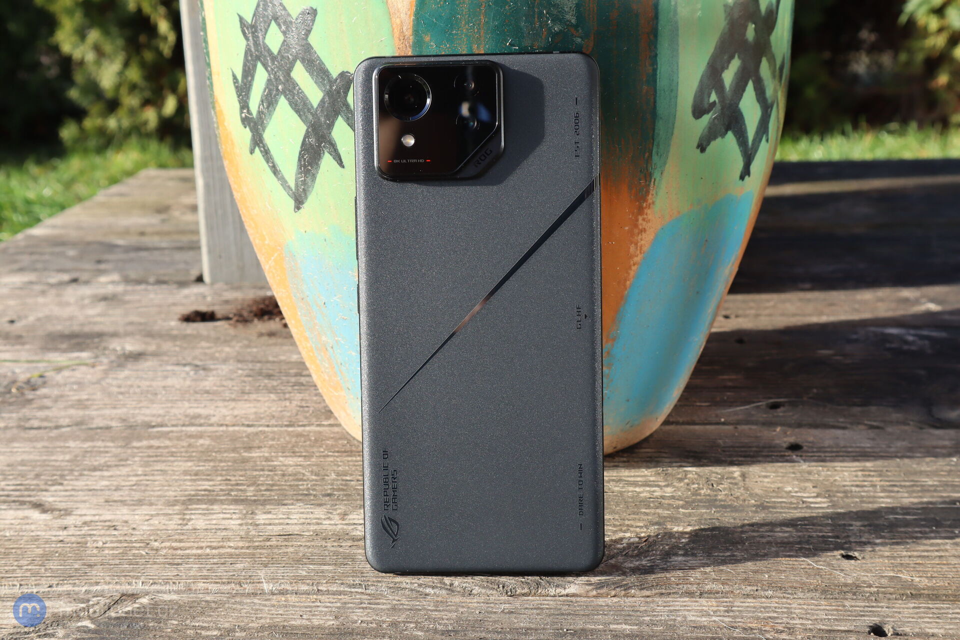 ASUS ROG Phone 8 Pro