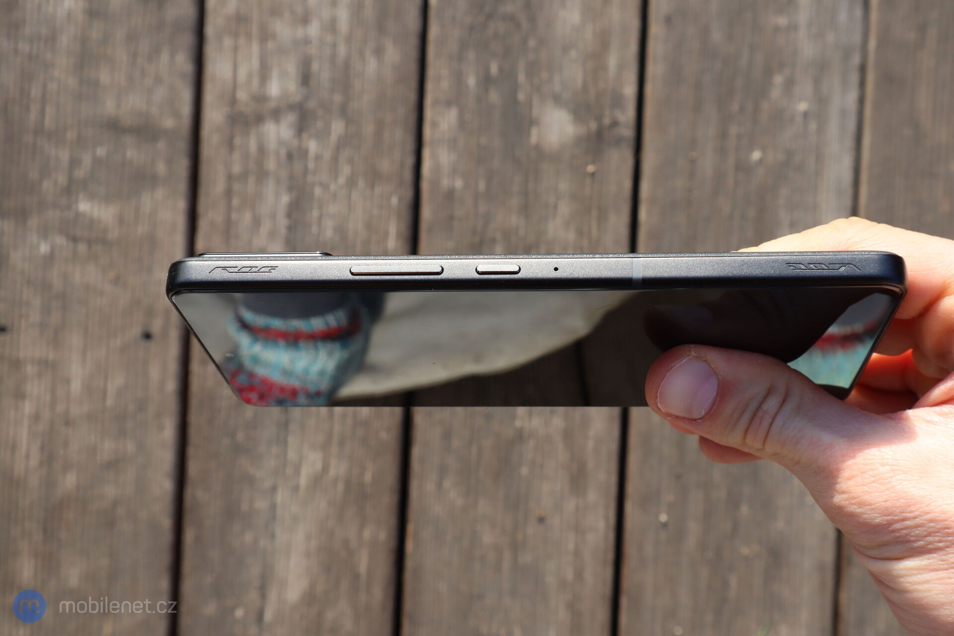 ASUS ROG Phone 8 Pro