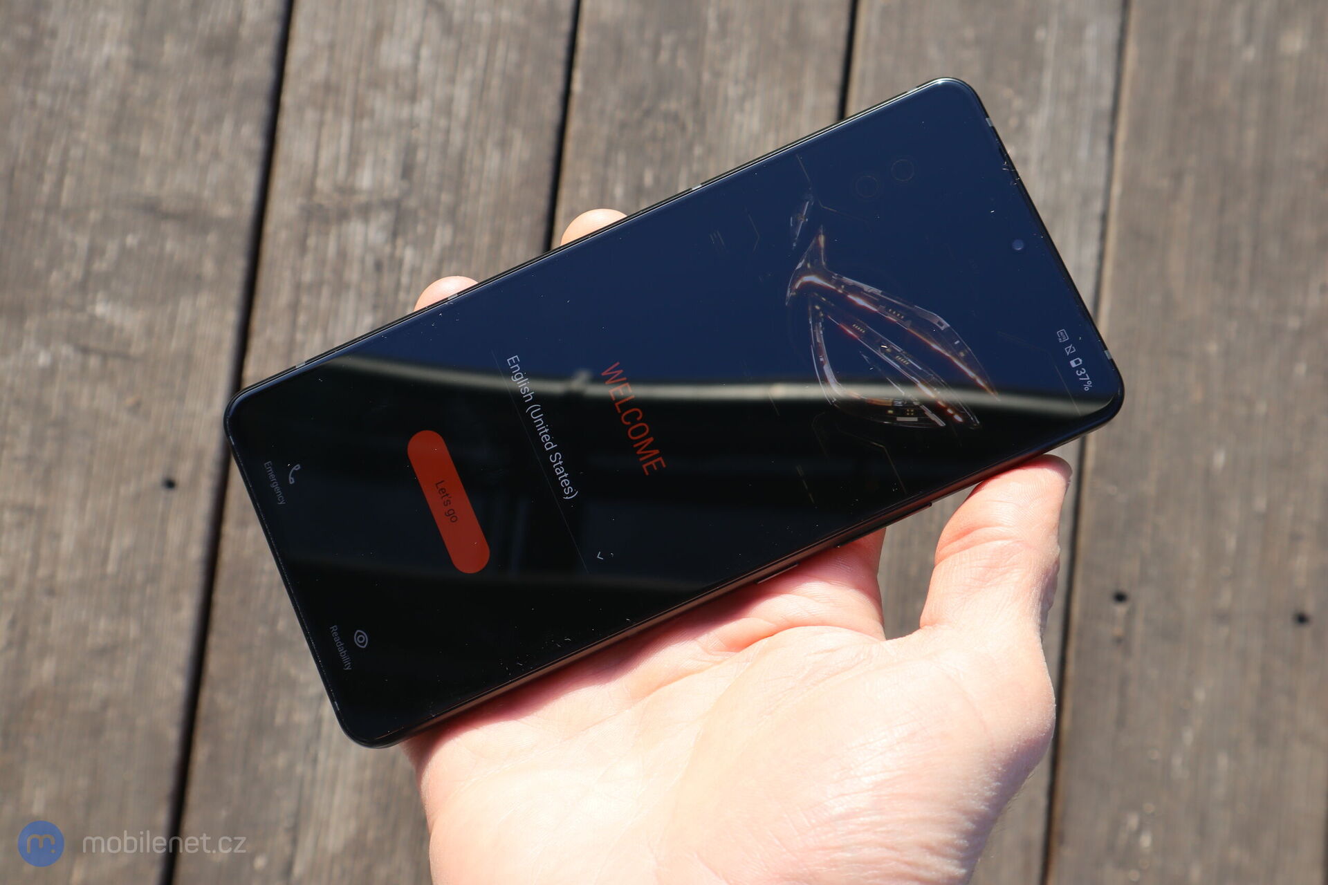 ASUS ROG Phone 8 Pro