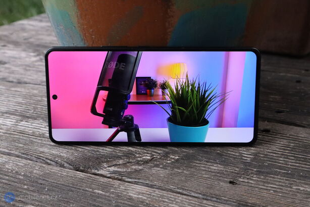 ASUS ROG Phone 8 Pro