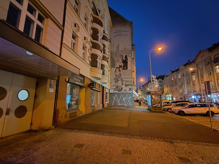 ASUS ROG Phone 8 Pro