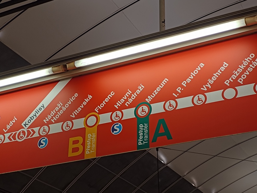 ASUS ROG Phone 8 Pro