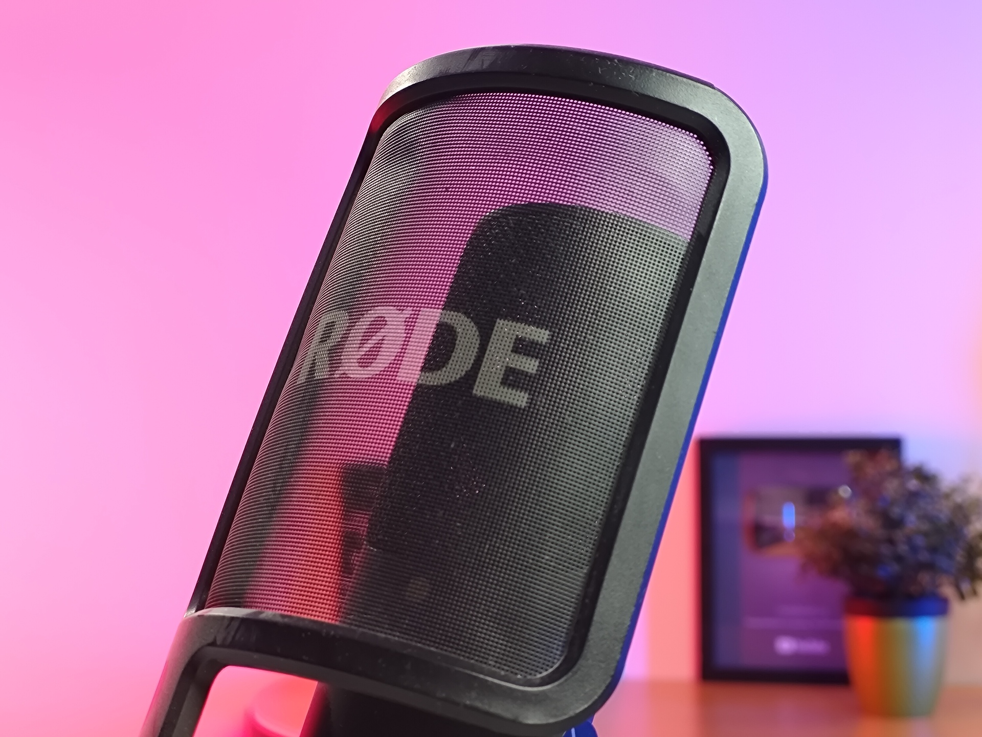 ASUS ROG Phone 8 Pro