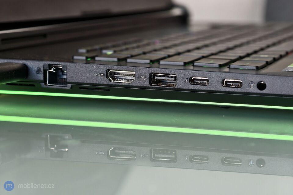 ASUS ROG Strix Scar 18\"