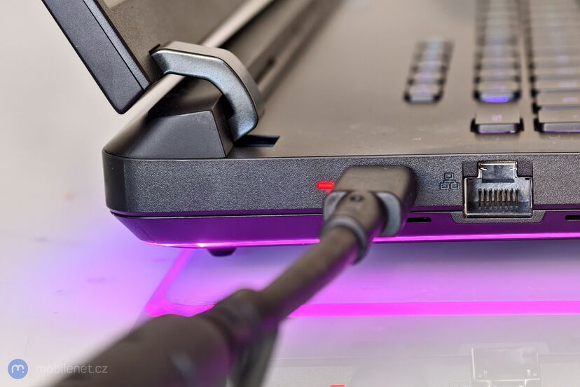 ASUS ROG Strix Scar 18\"