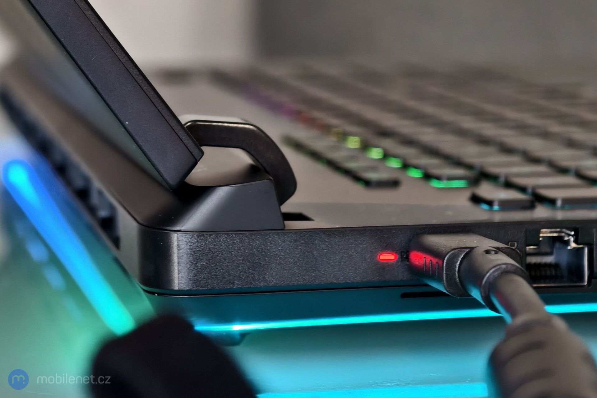 ASUS ROG Strix Scar 18\"