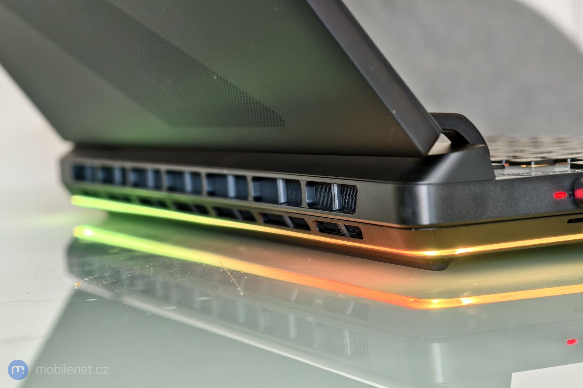 ASUS ROG Strix Scar 18\"