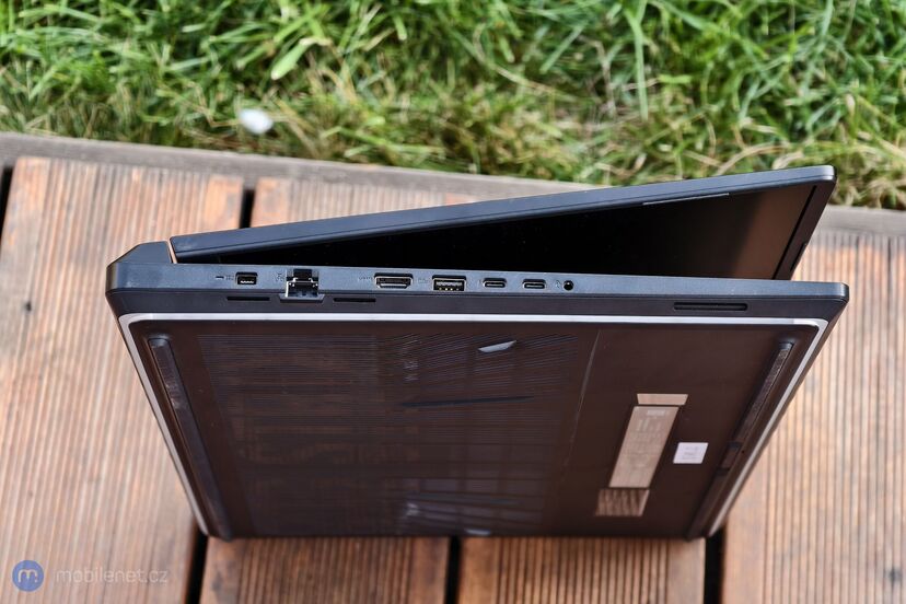 ASUS ROG Strix Scar 18\"