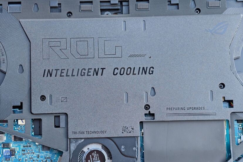 ASUS ROG Strix Scar 18\"