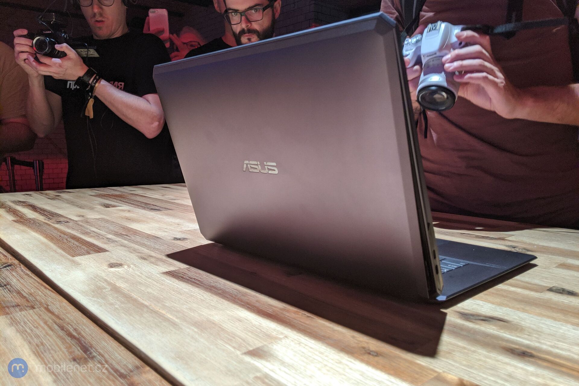 ASUS StudioBook One