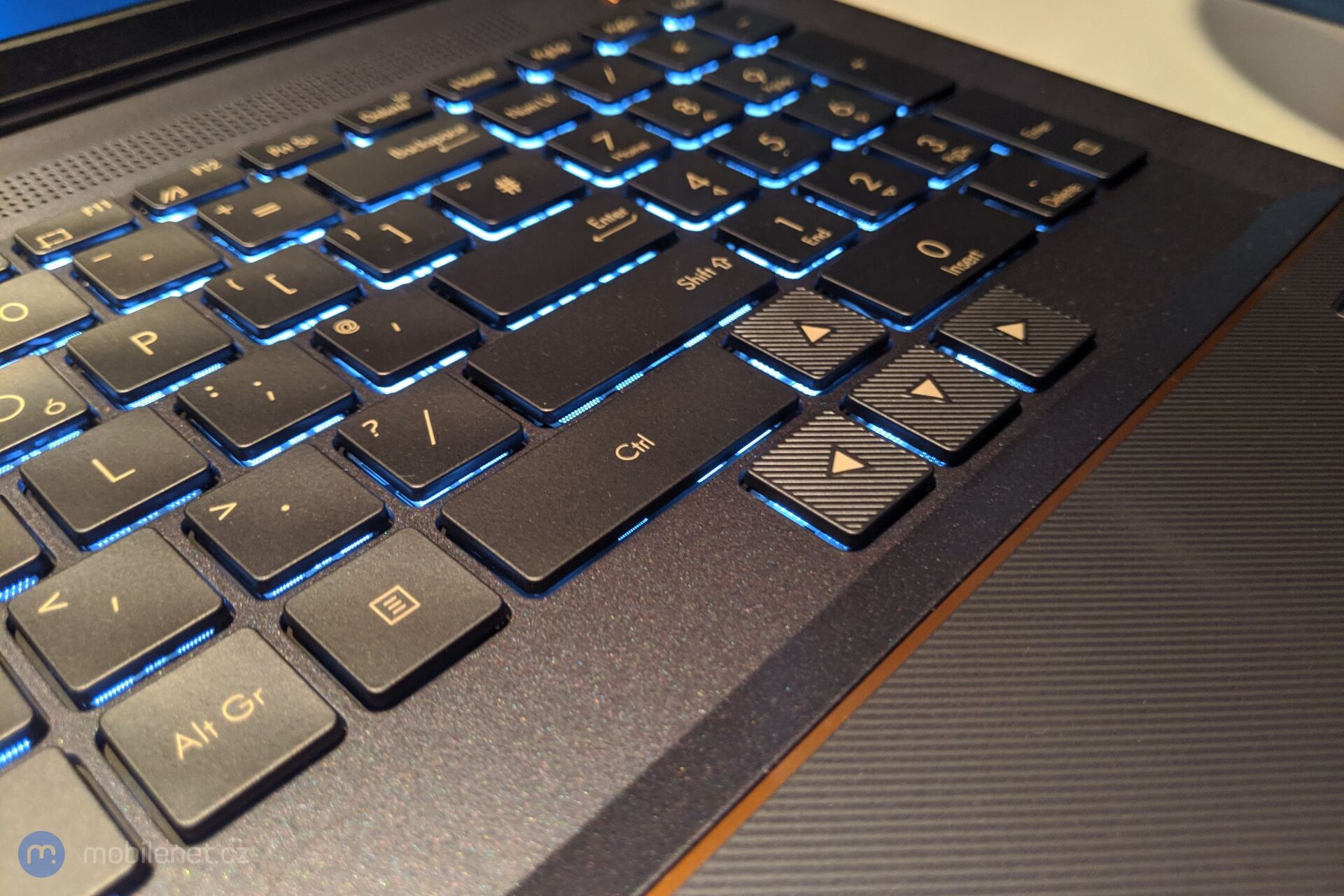 ASUS StudioBook Pro X