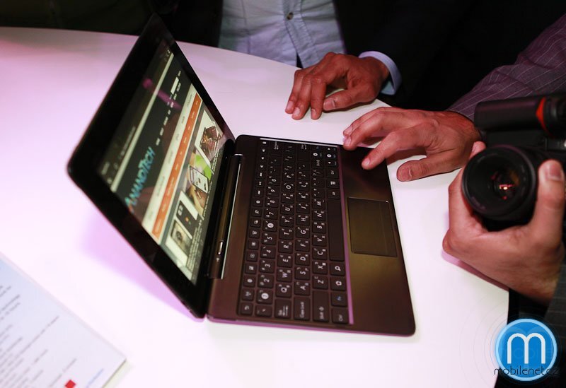 ASUS Transformer Pad 300 Series