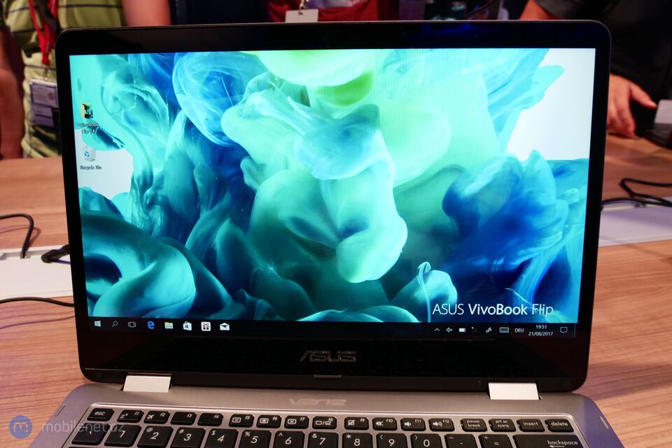 ASUS Vivobook Flip 14