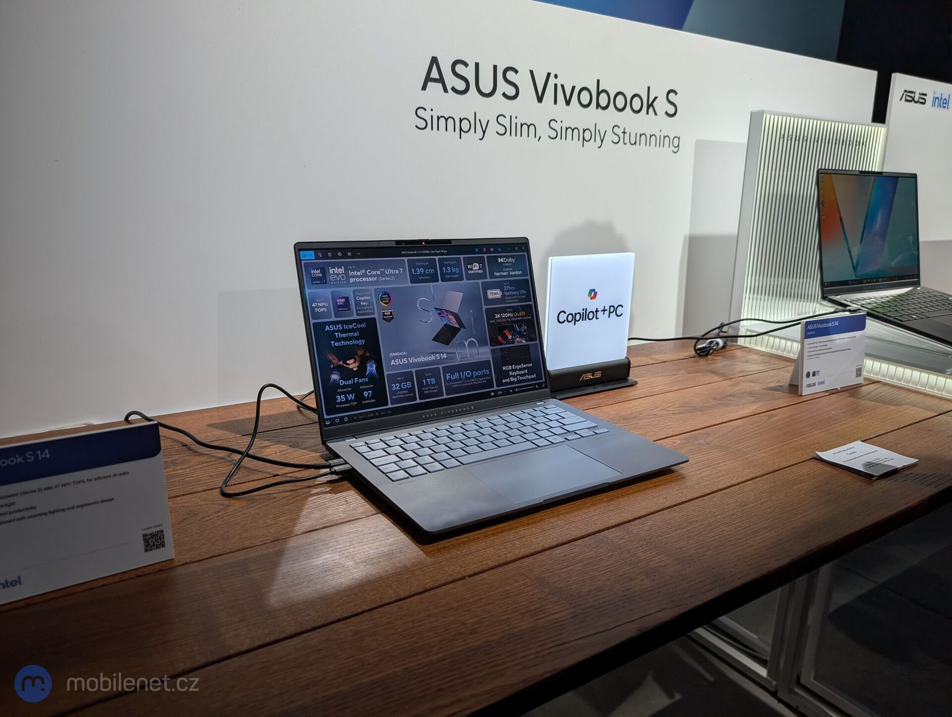 ASUS Vivobook S 14 (S5406SA)