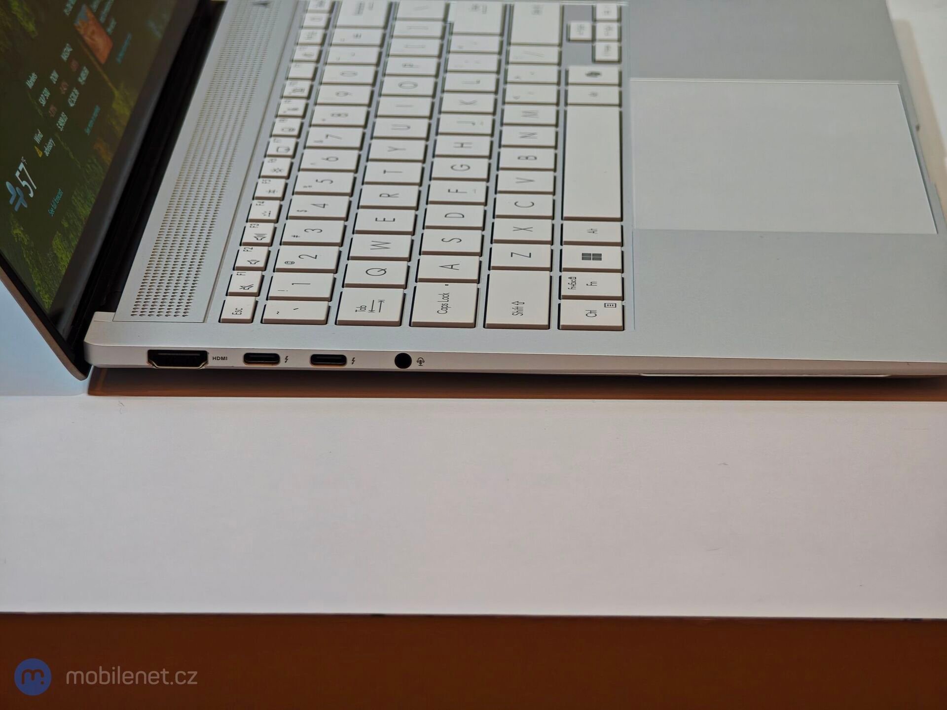 ASUS Vivobook S14 a S16