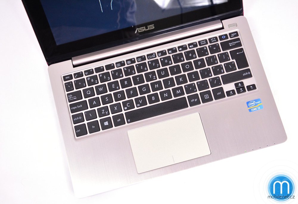 ASUS VivoBook S202E