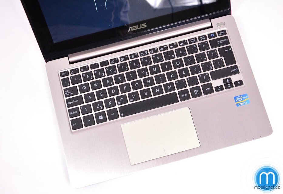 ASUS VivoBook S202E
