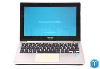 ASUS VivoBook S202E