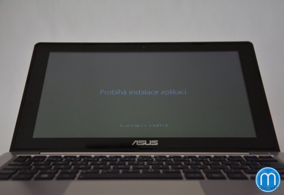 ASUS VivoBook S202E