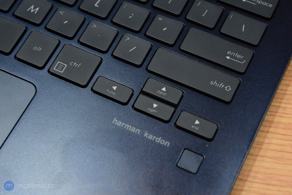 ASUS ZenBook 13 (UX331UAL)