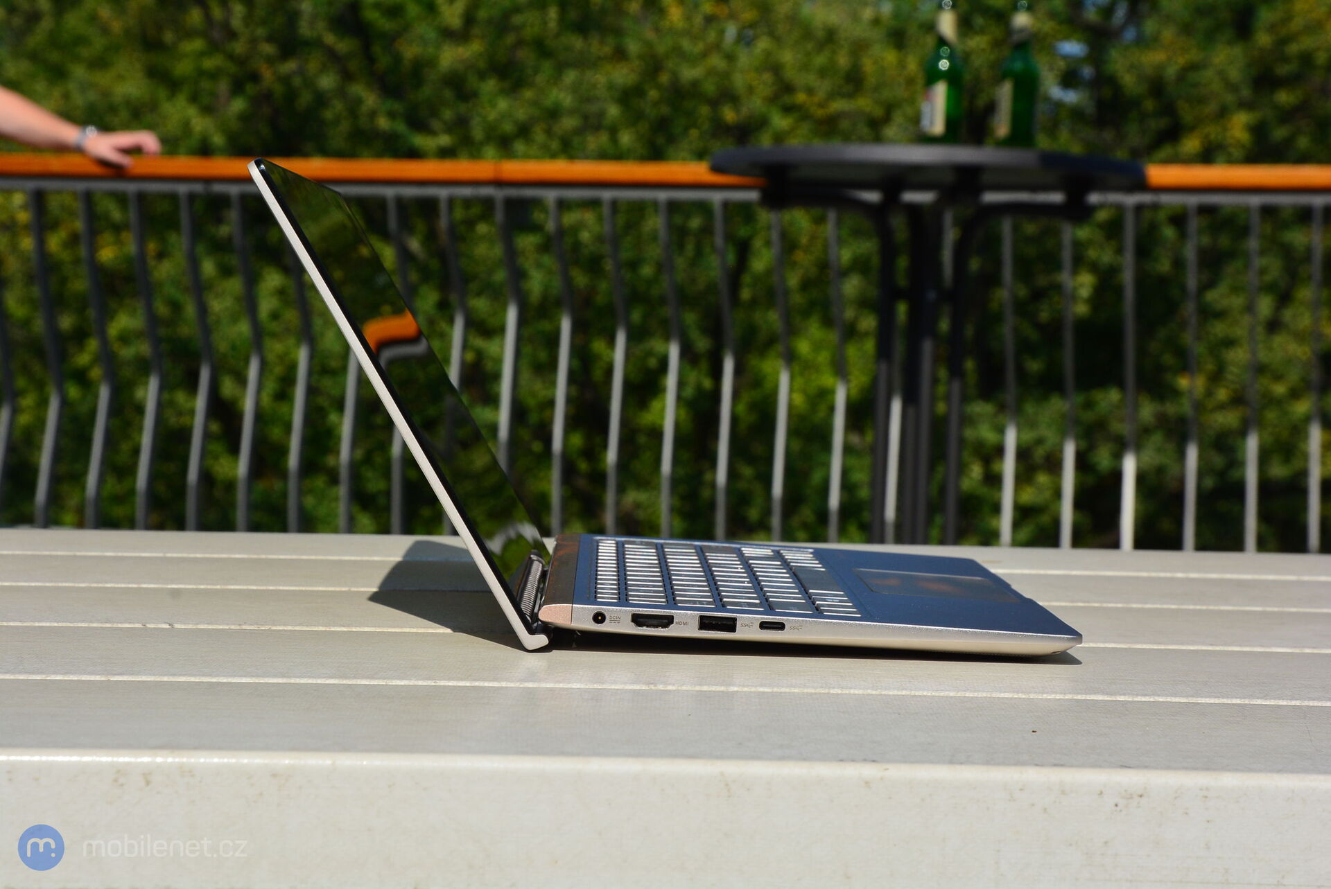 ASUS ZenBook 13 UX333FN