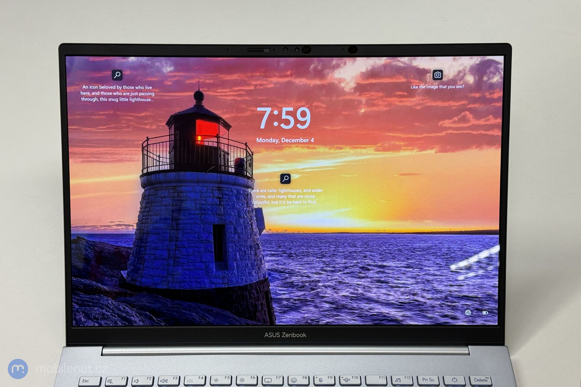 ASUS ZenBook 14 OLED (UX3405MA)