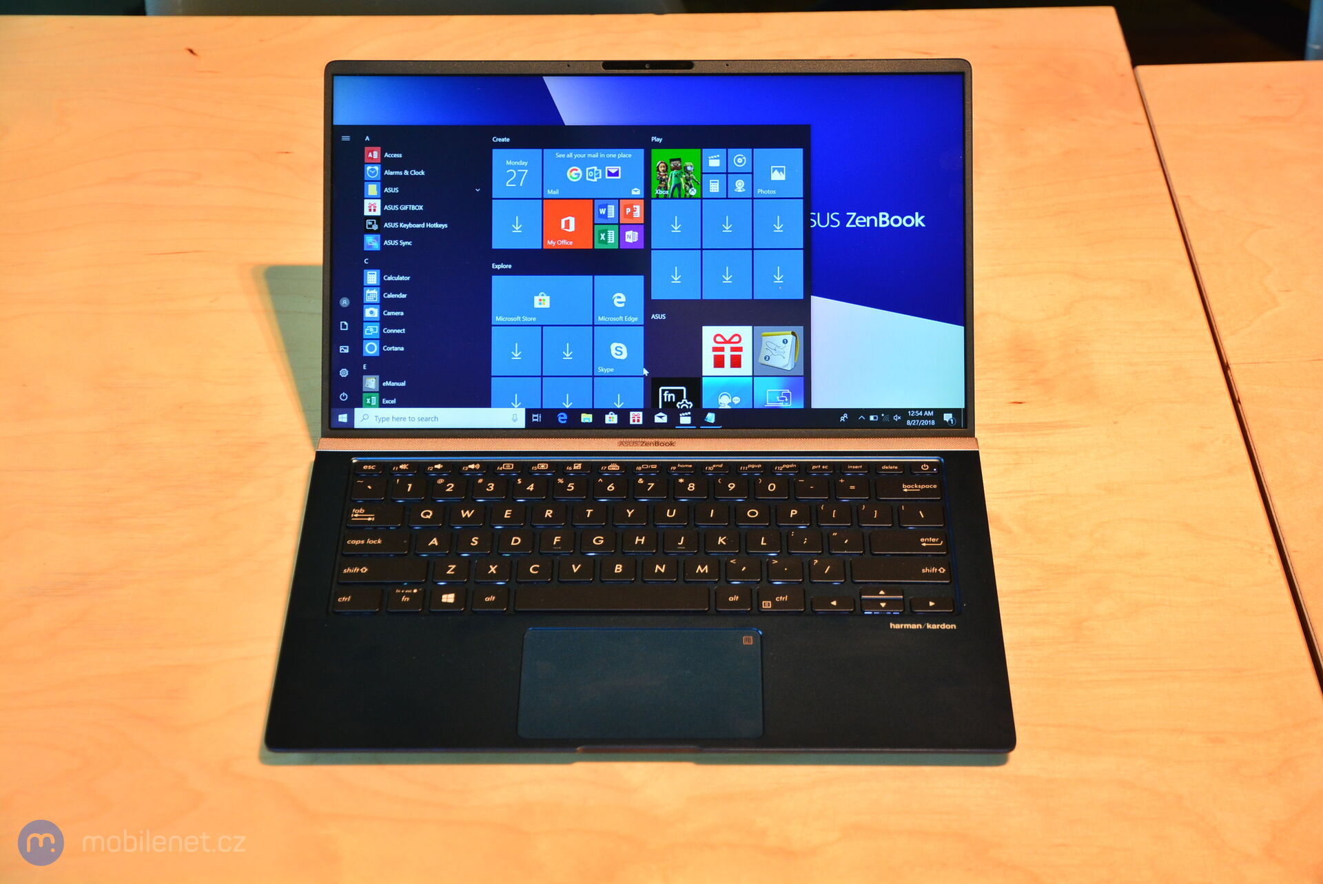 ASUS ZenBook 14 UX433FN