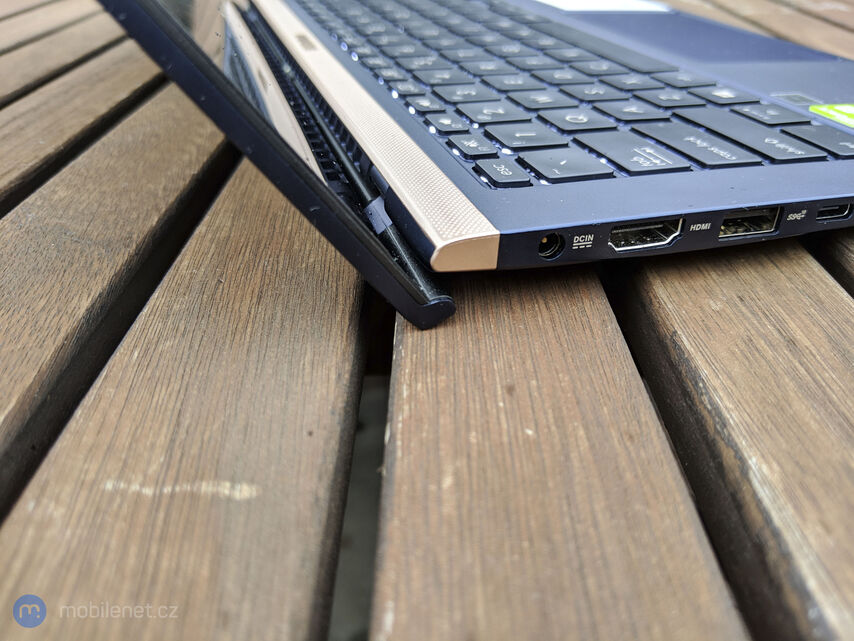 ASUS ZenBook 14 UX433FN