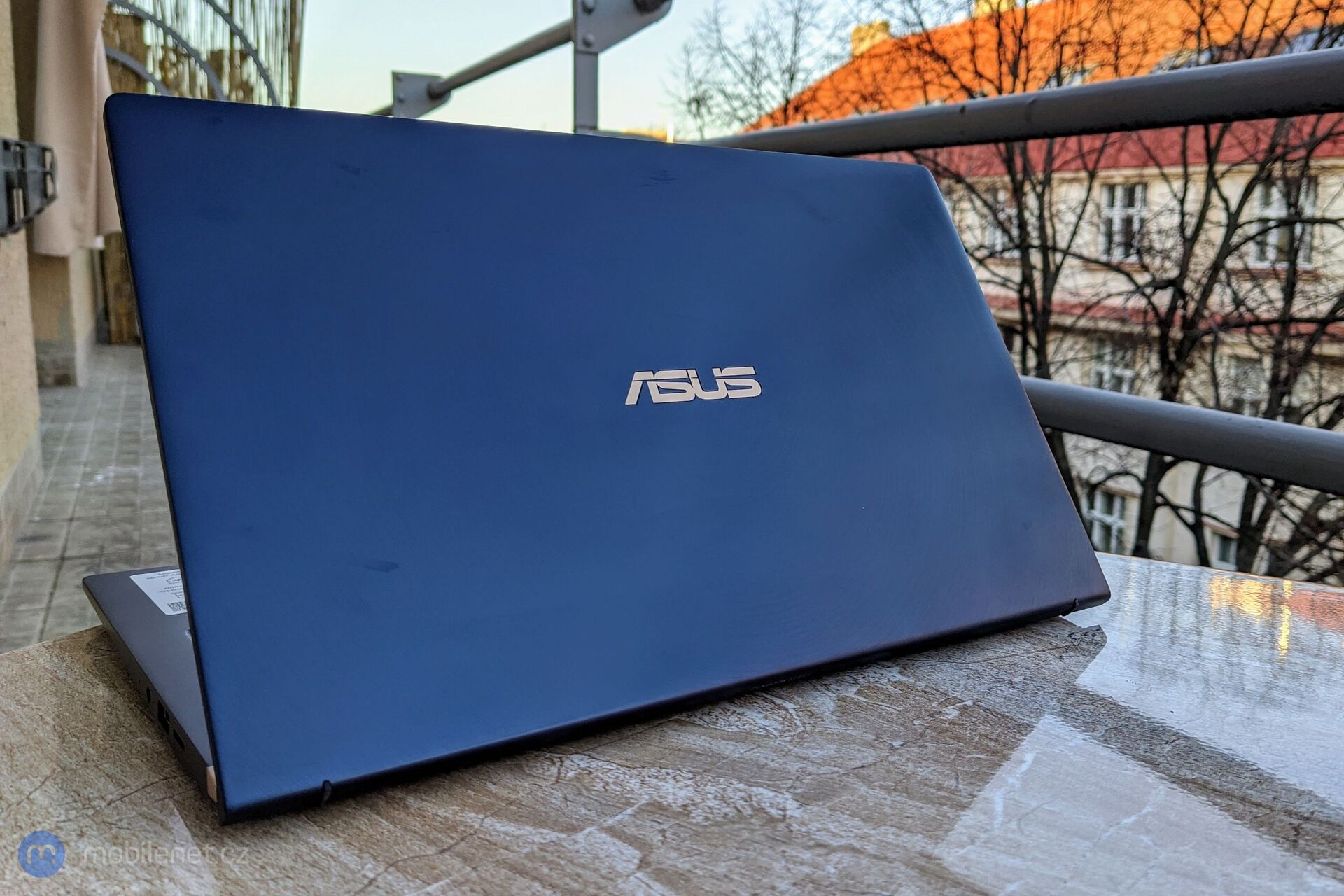 ASUS ZenBook 14 UX434FL