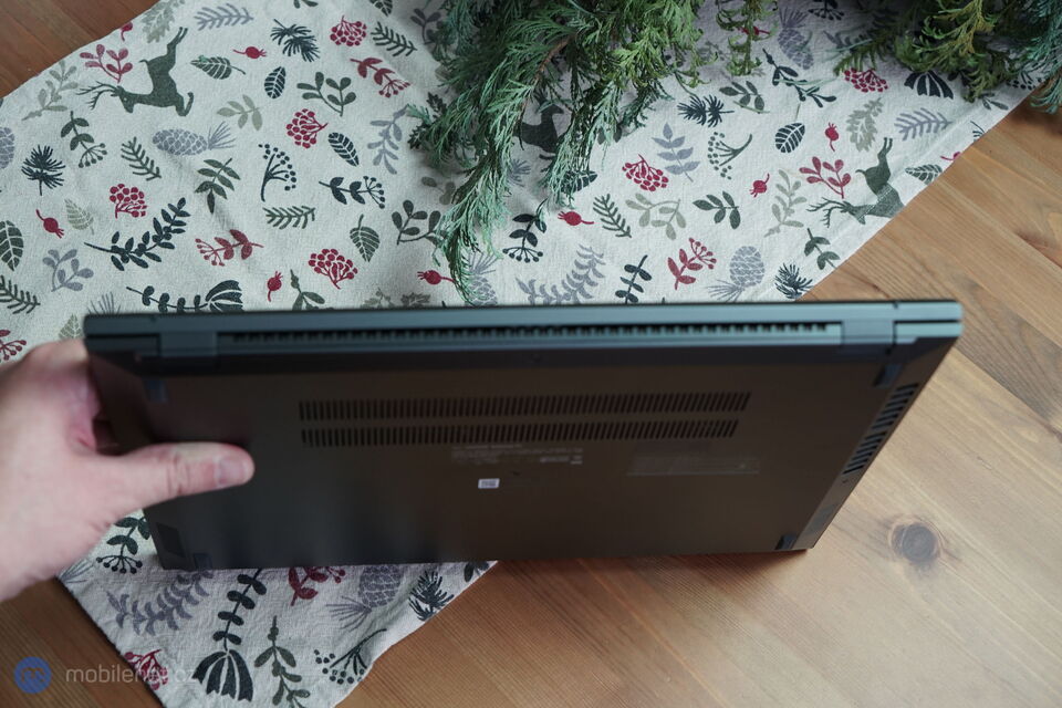 ASUS ZenBook 14X OLED