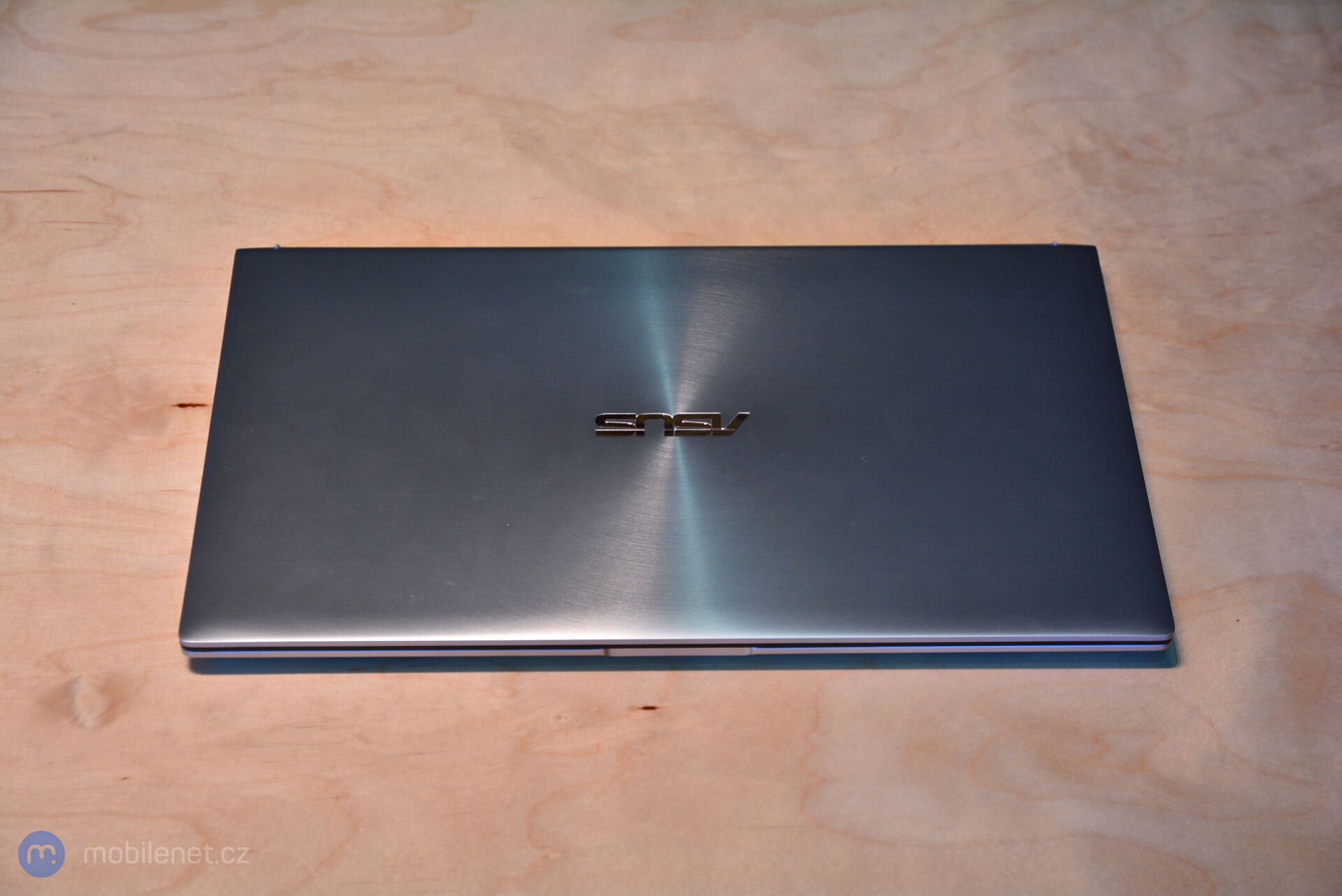 ASUS ZenBook 15 UX533FD