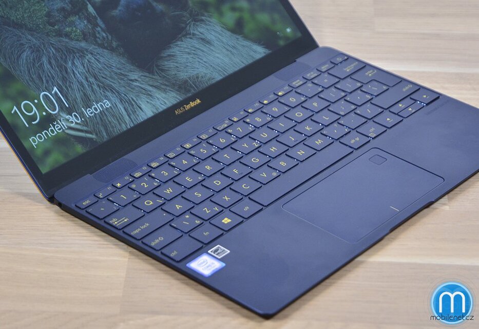 ASUS ZenBook 3
