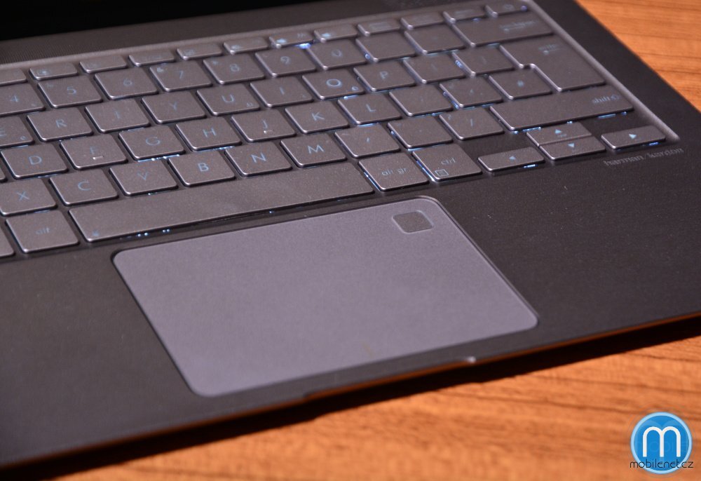 ASUS ZenBook 3 Deluxe