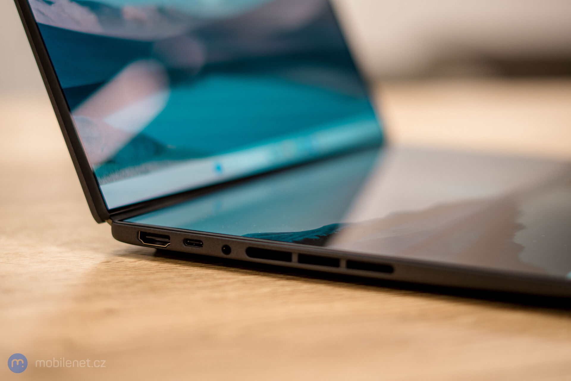 ASUS Zenbook DUO (2026)