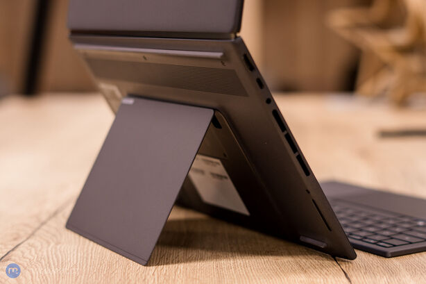 ASUS Zenbook DUO (2026)