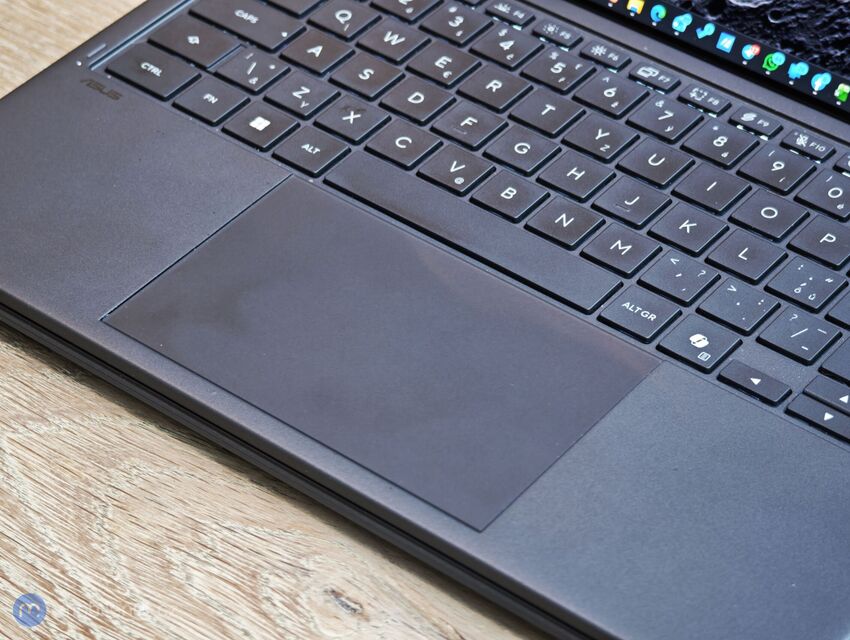 ASUS Zenbook DUO (2026)