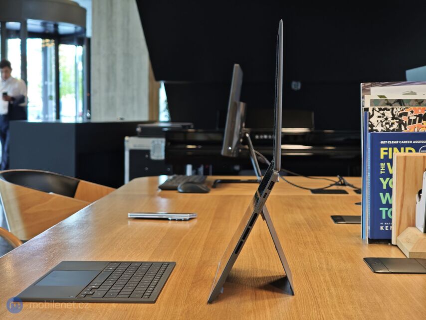 ASUS Zenbook DUO (2026)