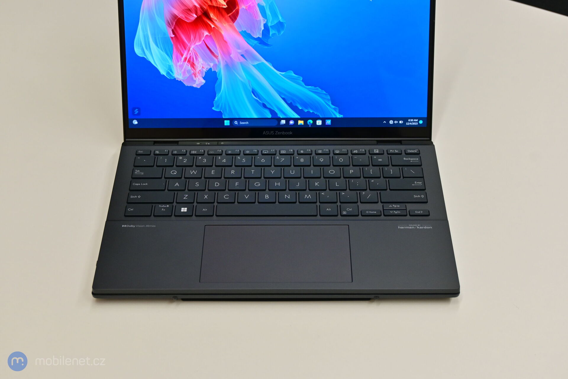 ASUS ZenBook Duo