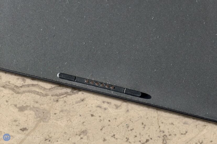 ASUS Zenbook Duo (UX8406)