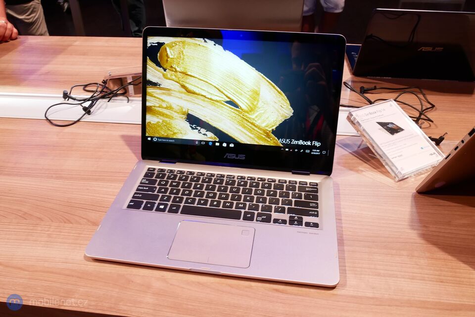ASUS ZenBook Flip UX461UN