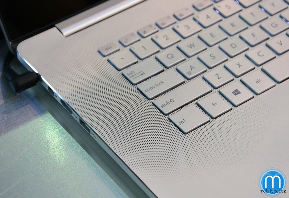 ASUS Zenbook NX500