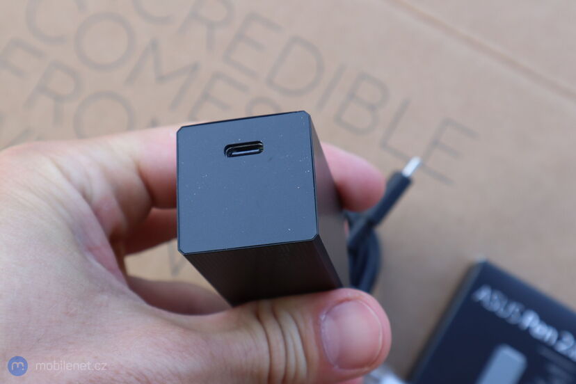 ASUS Zenbook S 16 (UM5606)