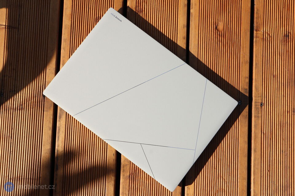 ASUS Zenbook S 16 (UM5606)