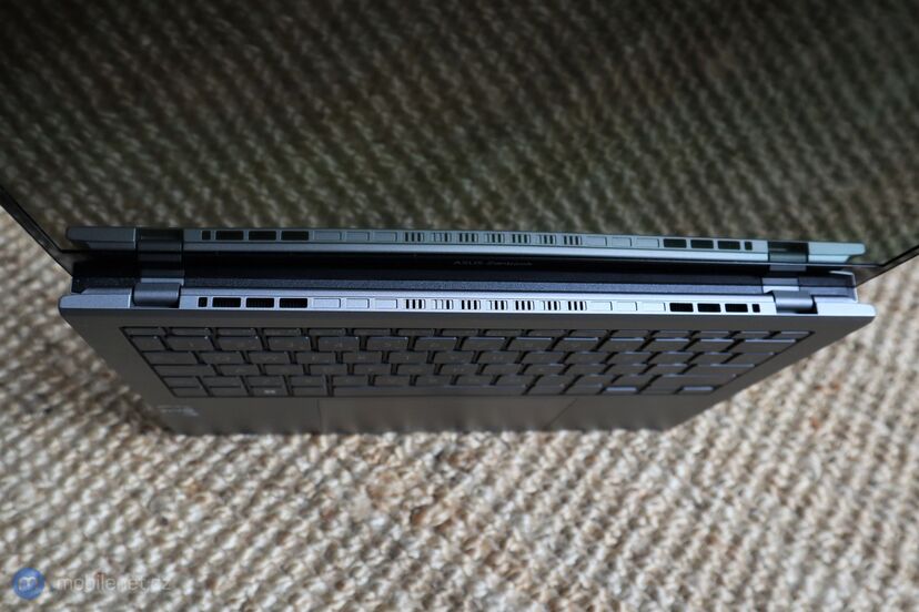 ASUS ZenBook S13 OLED