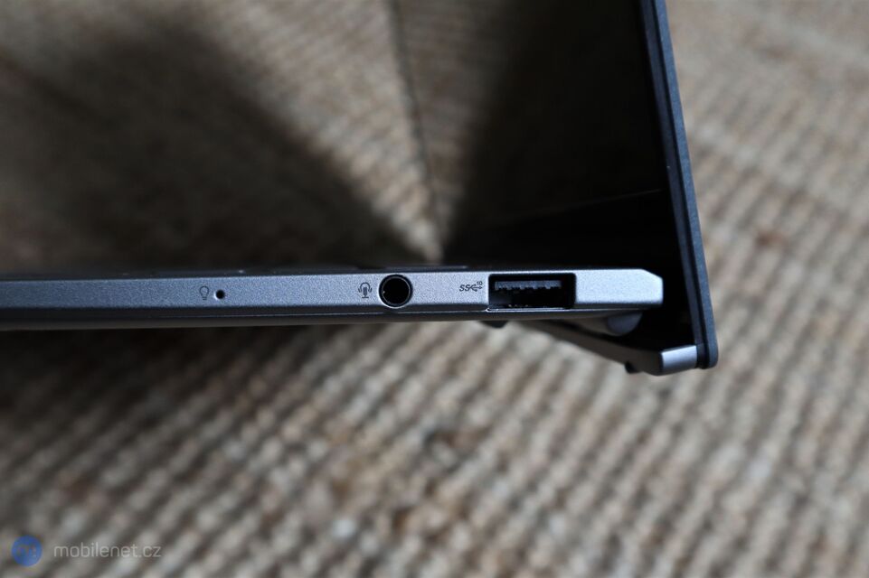 ASUS ZenBook S13 OLED